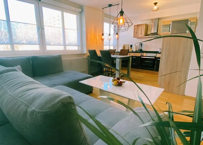 Apartment Im Zentrum Mit Tiefgaragen-Stellplatz